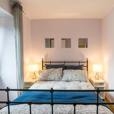 Apartment Guesthost - Flat X4 In With Swimming Pool!