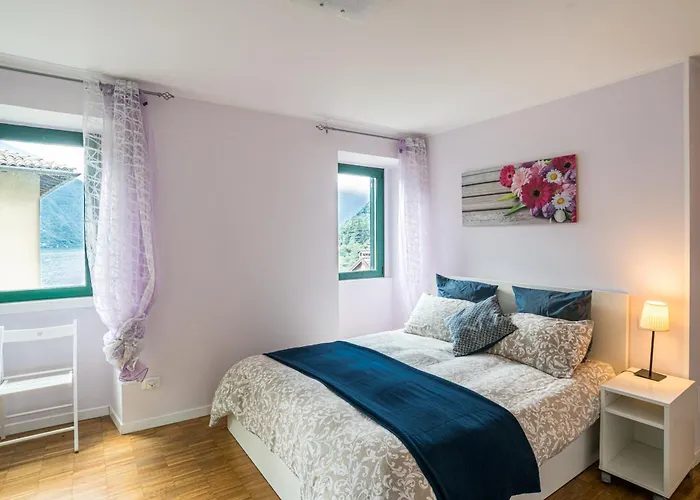 Apartament Guesthost - Flat X4 In With Swimming Pool! Nesso